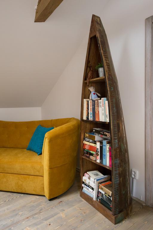 Appartamento Bohemian Chic 2 Bedroom 2 Bathroom Loft With Hanging Chair Praga